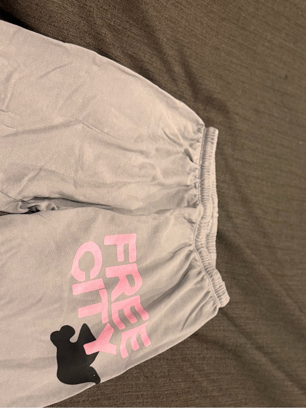 Women’s Light Gray Sweatpants with Pink 'Free City' Graphic